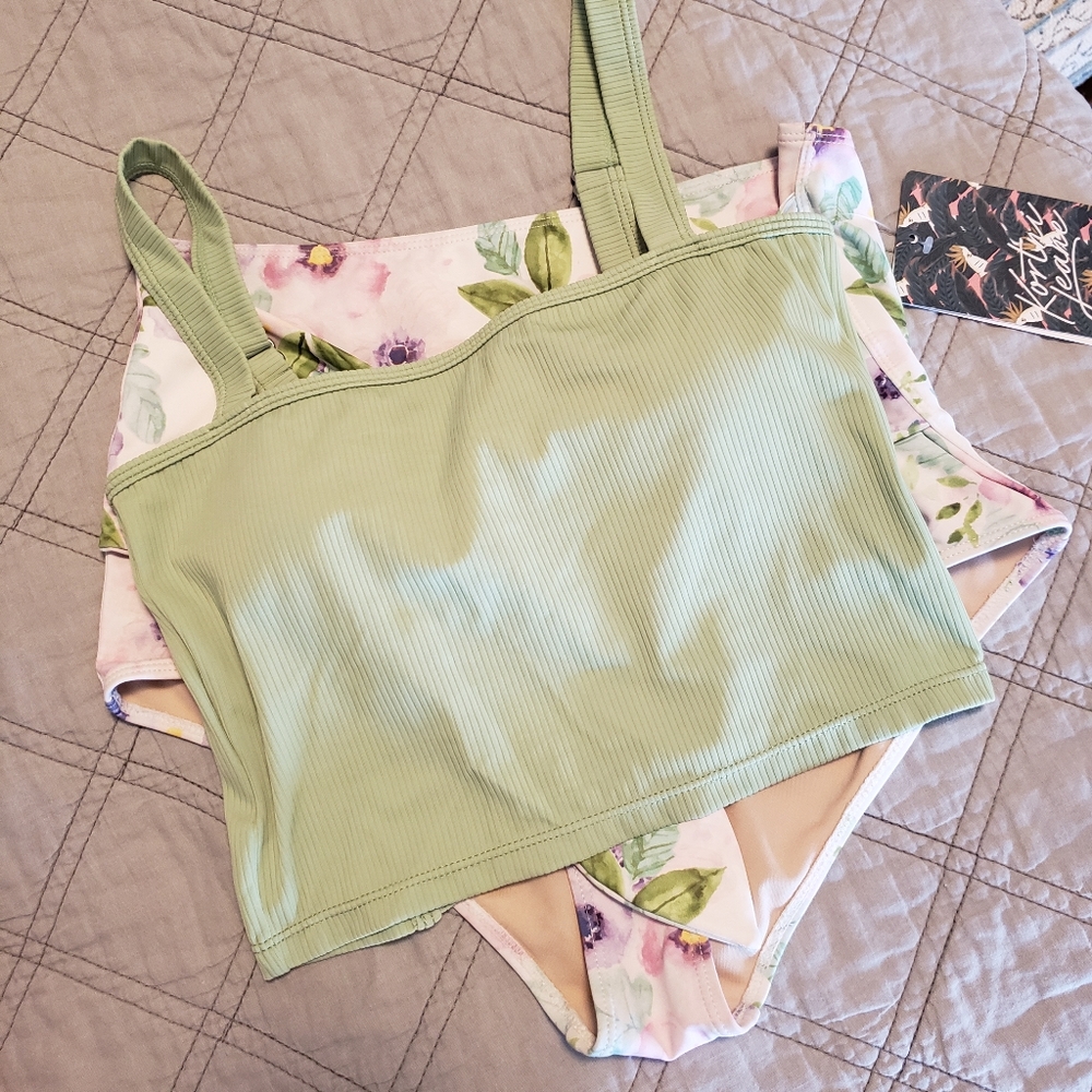 NWT Sage Latter